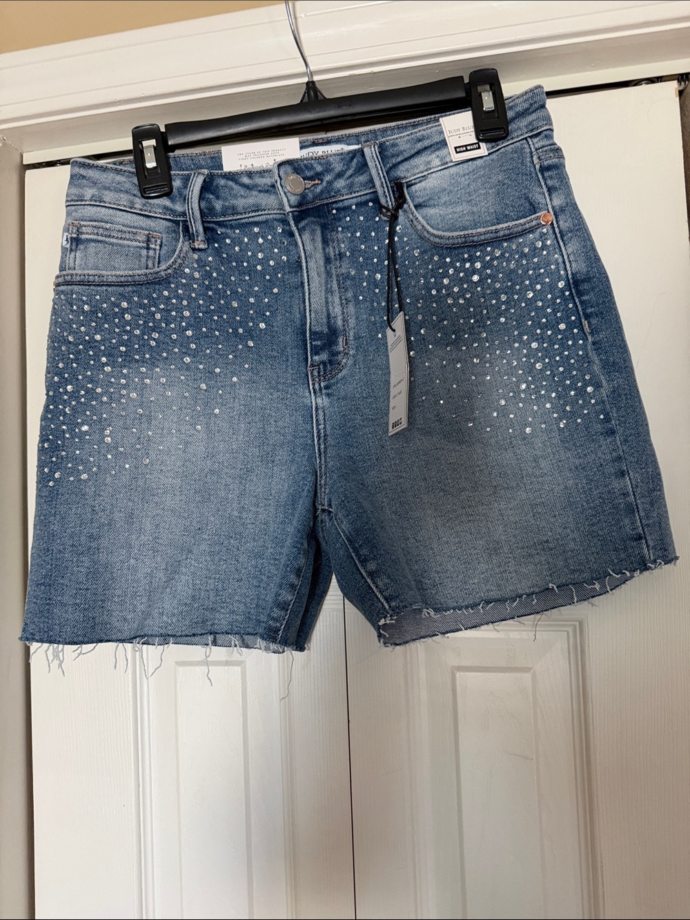 Judy Blue new with tags size large rhinestone Jean shorts